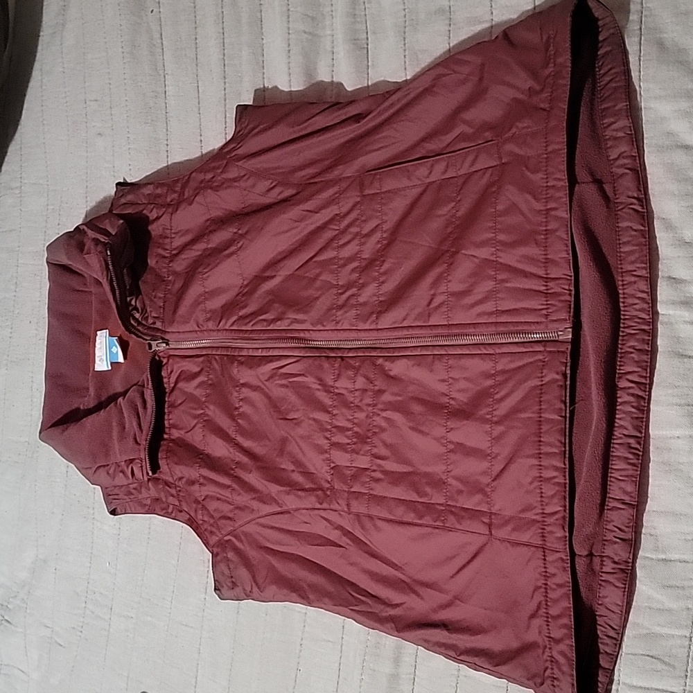 Columbia vest large